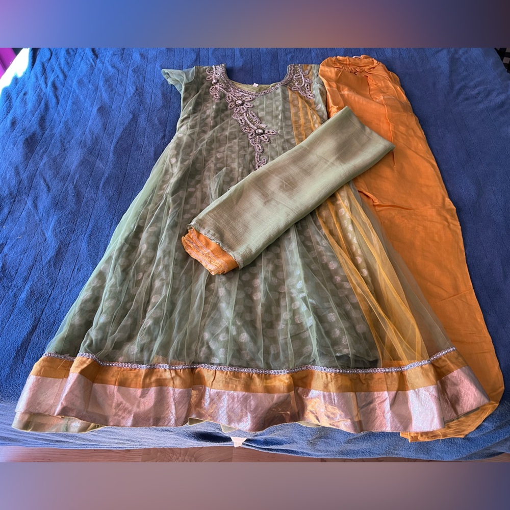 Indian set